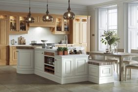 Langley Kitchen in White Oak and Painted Porcelain